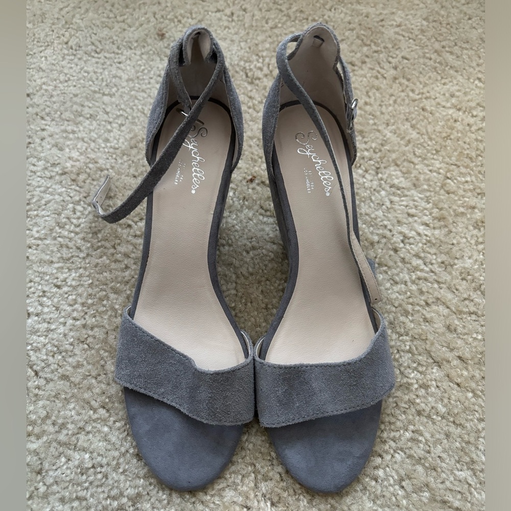 Seychelles grey strappy wedges